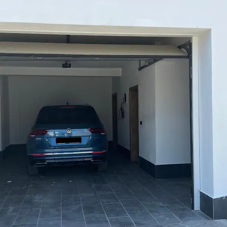 Dream Pool- Garage Villa