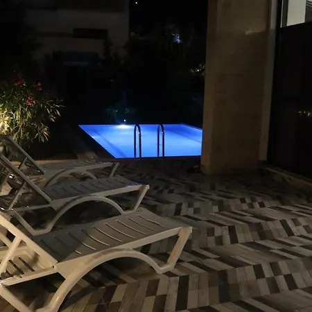 Dream Pool- Garage ヴィラ *