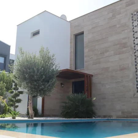 Vilă Dream Pool- Garage *