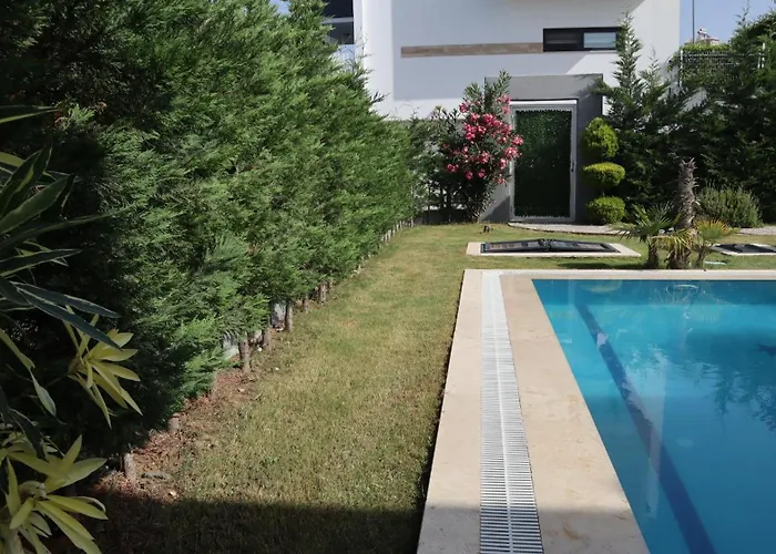 Dream Pool- Garage * Kuşadası