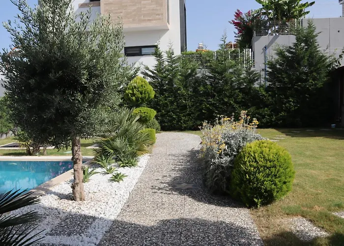 Villa Dream Pool- Garage Kusadası
