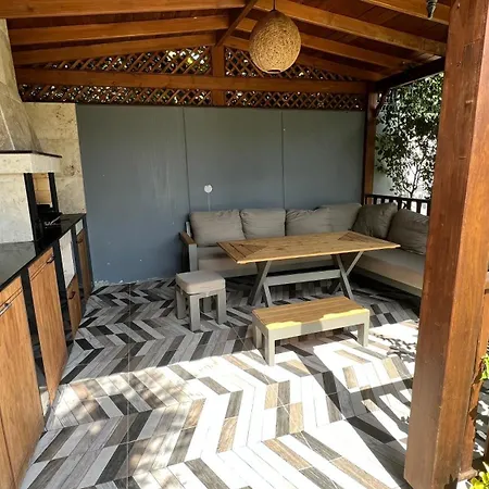 Willa Dream Pool- Garage *