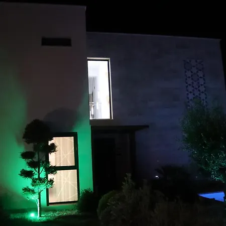 Dream Pool- Garage Villa Kusadasi
